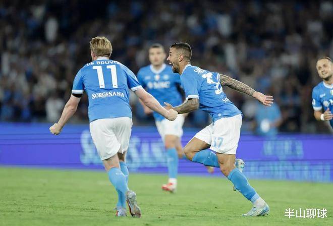 ค่ำคืนแห่งความสูงและความต่ำในฟุตบอล! อินเตอร์ มิลาน หยุดสถิติชนะติดต่อกัน 7 นัด, บาเยิร์น มิวนิค คว้าชัยชนะ 3-0 เพื่อขยายสถิติชนะติดต่อกันเป็น 13 นัด, ปารีส แซงต์-แชร์กแมง ชนะ 3-0, และ โบรุสเซีย ดอร์ทมุนด์ คว้าชัยชนะในนาทีสุดท้าย. แชมป์ลีกฤดูกาลนี้ นาโปลี