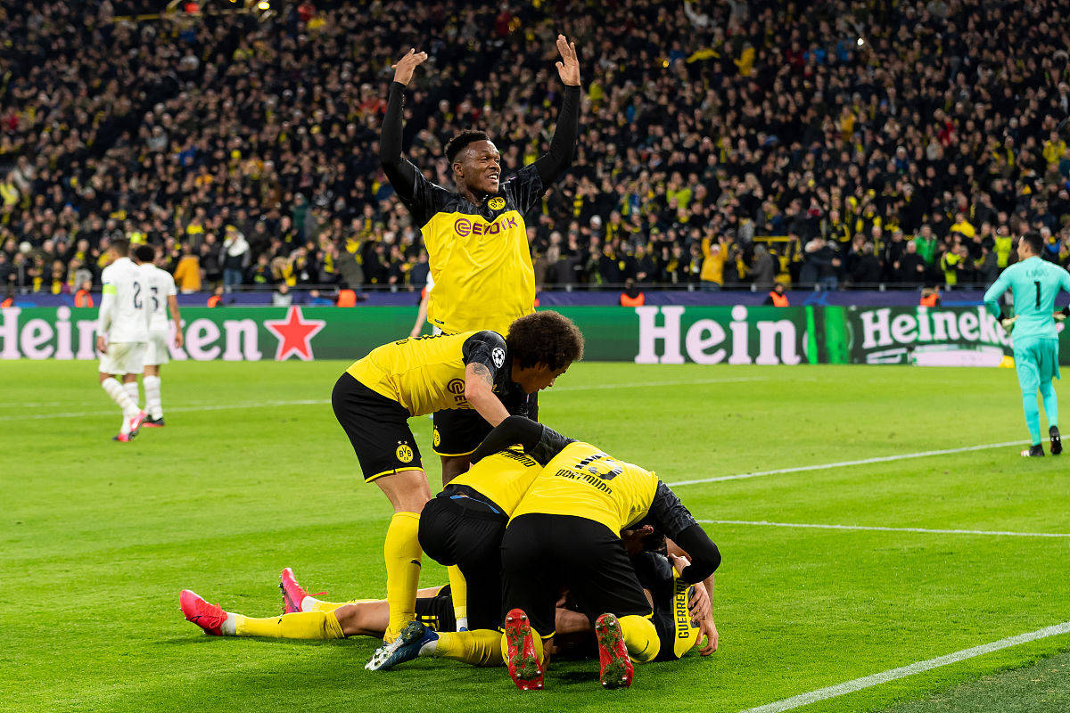 ประตูชัยในนาทีสุดท้าย! ดอร์ทมุนด์ 1-0 โคโลญจน์: กลิ่นฉุนของแชมเปญและความไร้สาระของฟุตบอลเชิงพาณิชย์ _อาเดเยมี_ ข้อมูล_ วิธีการ