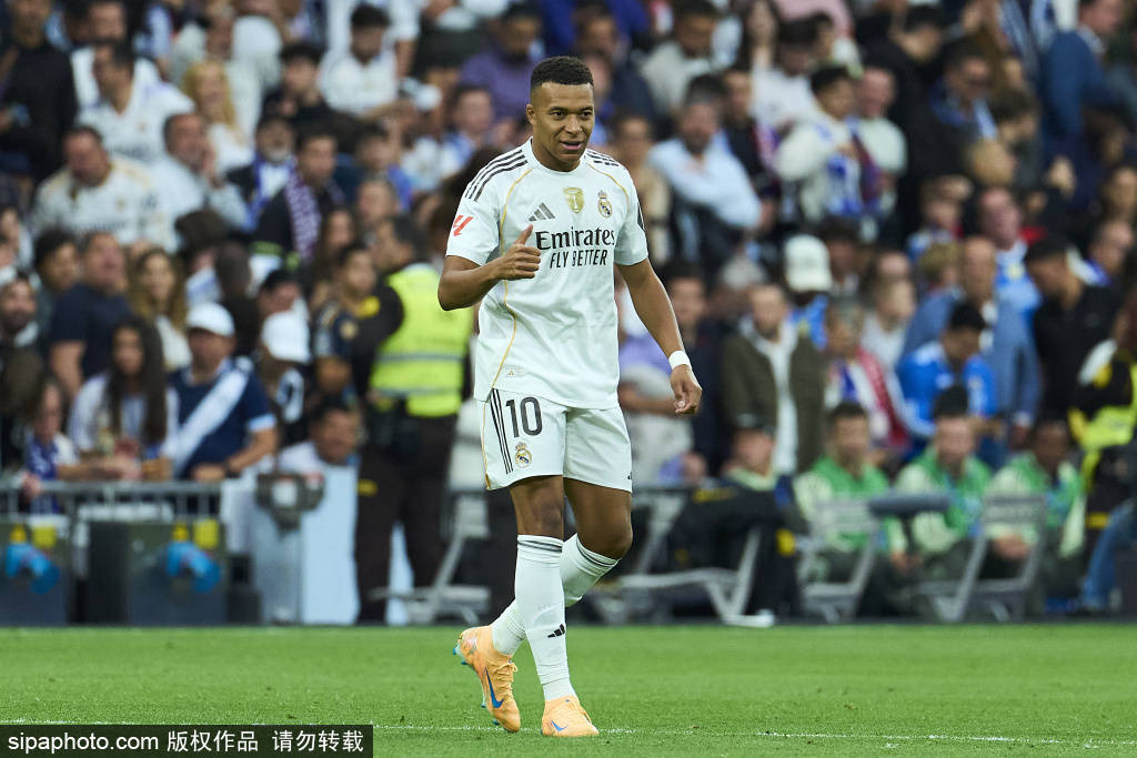 วันแข่งขัน: ใบแดง + การปะทะกันเมื่อเรอัล มาดริด เขี่ยบาร์เซโลน่าตกรอบ; ลิเวอร์พูลพ่ายแพ้ติดต่อกันเป็นนัดที่สี่ ทำให้พวกเขาตามหลังแมนเชสเตอร์ ยูไนเต็ด ในตารางคะแนน ยาร์มัล เขตโทษ เรอัล มาดริด