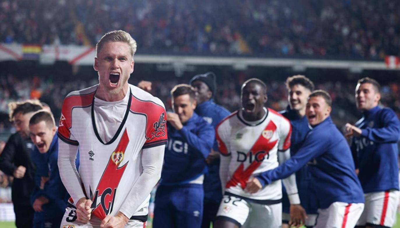 ลาลีกาล่าสุด: ความตื่นเต้นช่วงท้ายเกมสองครั้งทำให้เรอัล มาดริดขยับเข้าใกล้แชมป์ บาร์เซโลน่าพ่ายแพ้ในเกมเยือน แมตช์: โอซาซูน่า พบ เซลต้า บีโก้