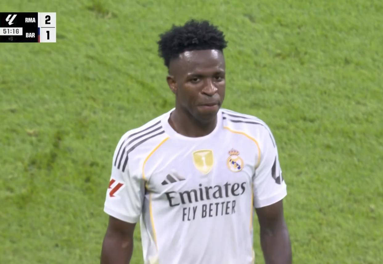 เอ็มบัปเป้คว้ารางวัล MVP ขณะที่เรอัล มาดริดเฉือนบาร์เซโลนา 2-1! นักเตะยอดเยี่ยม 6 คนในศึกเอล กลาซิโก้_แมตช์_เบลลิงแฮม_สไนเดอร์