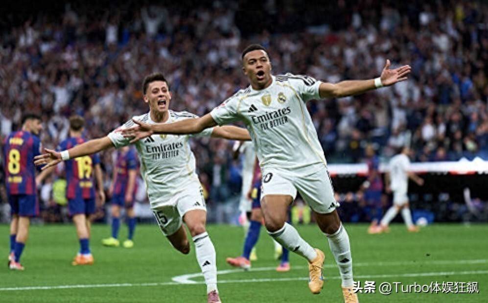 คำขาดของเรอัล มาดริด! ดาวดังมูลค่า 150 ล้านยูโรต้องเลือก: ต่อสัญญาหรือย้ายออก ห้ามแสดงอารมณ์อย่างเด็ดขาด วินิซิอุส, อลอนโซ, นักเตะ