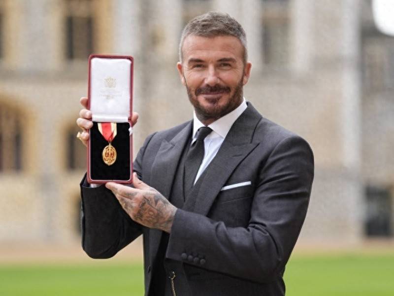 ศึกพรีเมียร์ลีก: ยูไนเต็ดหวนคืนสู่การปะทะชิงแชมป์, ซิตี้และลิเวอร์พูลแย่งชิงสัปดาห์ที่สมบูรณ์แบบ แชมเปียนส์ลีก: อาร์เซนอล, นาโปลี