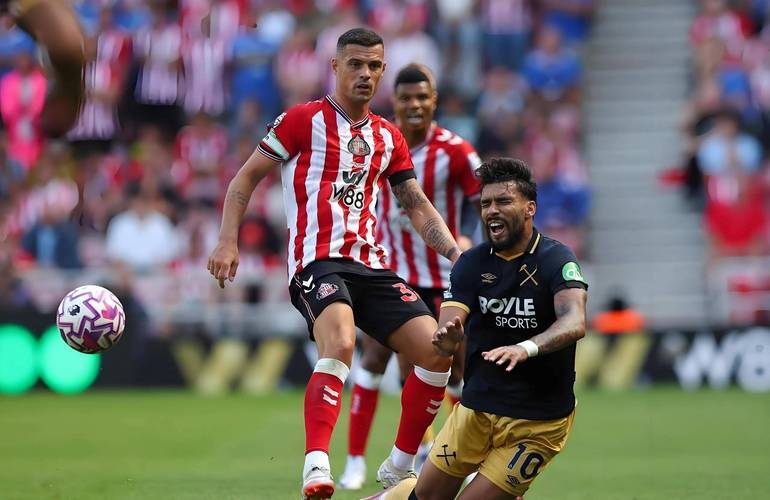 แมนเชสเตอร์ ซิตี้ พบ ซันเดอร์แลนด์: พายุสีฟ้าฟาดฟันกับปาฏิหาริย์ม้ามืด การต่อสู้เชิงรุกและรับที่เอติฮัด สเตเดียมกำลังจะเริ่ม _ฤดูกาลนี้_ เชลซี