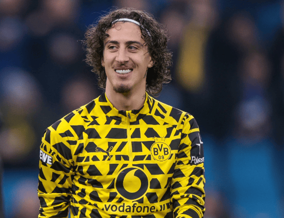 เบติสจับตาการยืมตัวกองหน้าจากดอร์ทมุนด์ ฟาบิโอ ซิลวา ในเดือนมกราคม รายชื่อทีมโบรุสเซีย ดอร์ทมุนด์ ยูฟ่า แชมเปียนส์ลีก