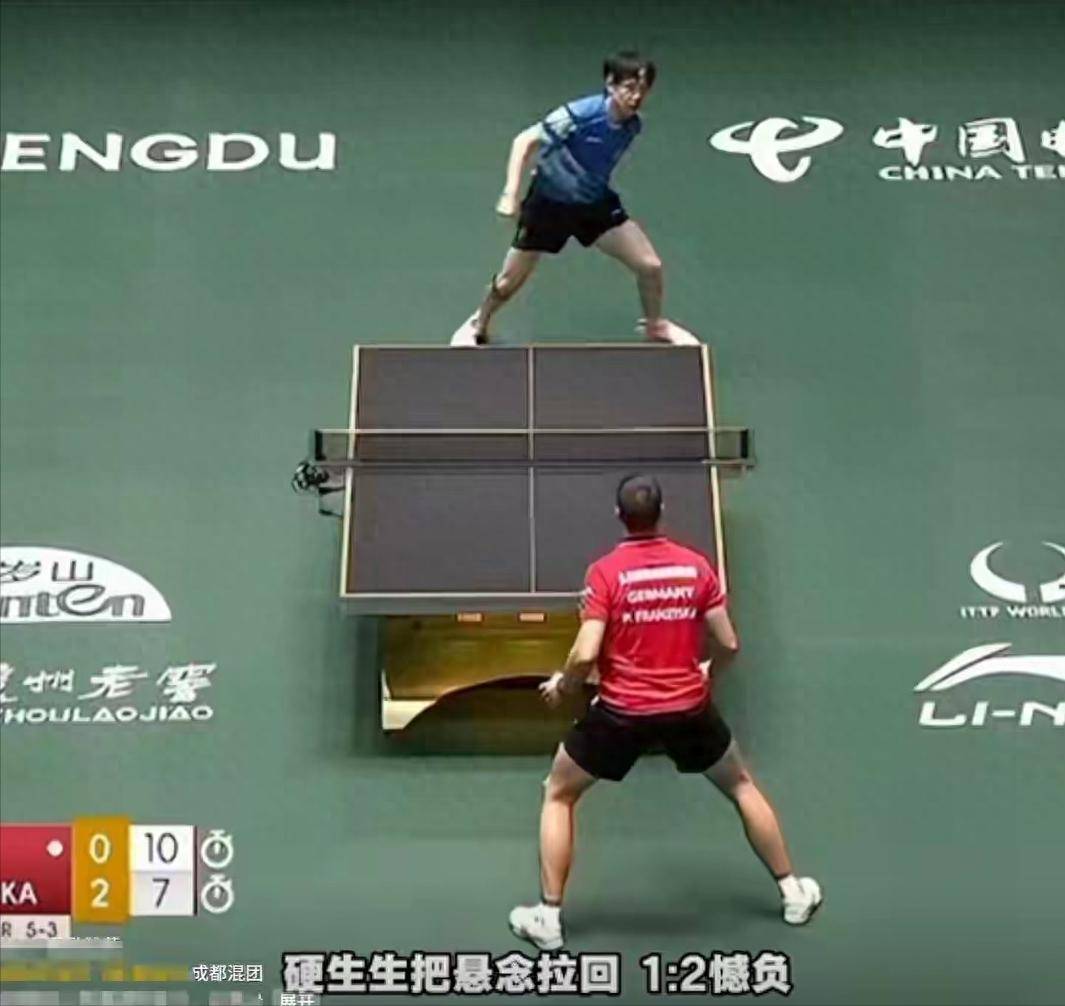 ชื่อเสียงของฟาน เจินตงพุ่งสูงขึ้นหลังจากเข้าร่วมบุนเดสลีกา เนื่องจากคำพูดของอู๋ จิงผิง_การแข่งขัน_หวัง หลี่ฉิน_ความแข็งแกร่ง