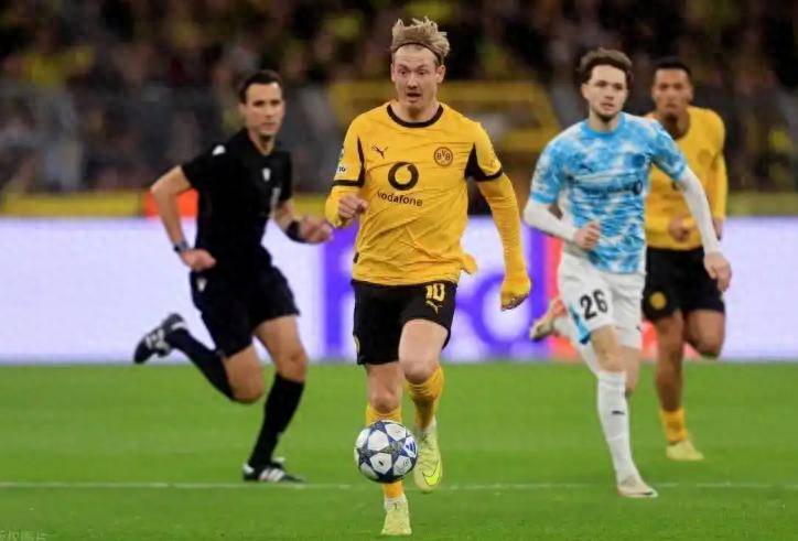 โบรุสเซีย ดอร์ทมุนด์ พลาดท่าเสมอคาบ้านอย่างน่าช็อก! 2-2 เสมอกับม้ามืดจากนอร์เวย์ – เกิดอะไรขึ้นกับทัพเสือเหลืองกันแน่? _โบโด/กลิมท์_ _การแข่งขัน_ _การครองบอล_