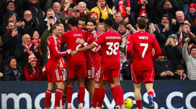 ชนะ 2-0 สามนัดติดต่อกัน! บาร์เซโลน่าขยายสถิติชนะในลีกเป็นเจ็ดนัด นำเป็นจ่าฝูงด้วยคะแนนนำเจ็ดแต้ม; ลิเวอร์พูลยังคงไร้พ่ายในห้าเกม; เชลซีกลับสู่ท็อปโฟร์_ซาลาห์_เอฟเวอร์ตัน_แชมเปี้ยนส์ลีก