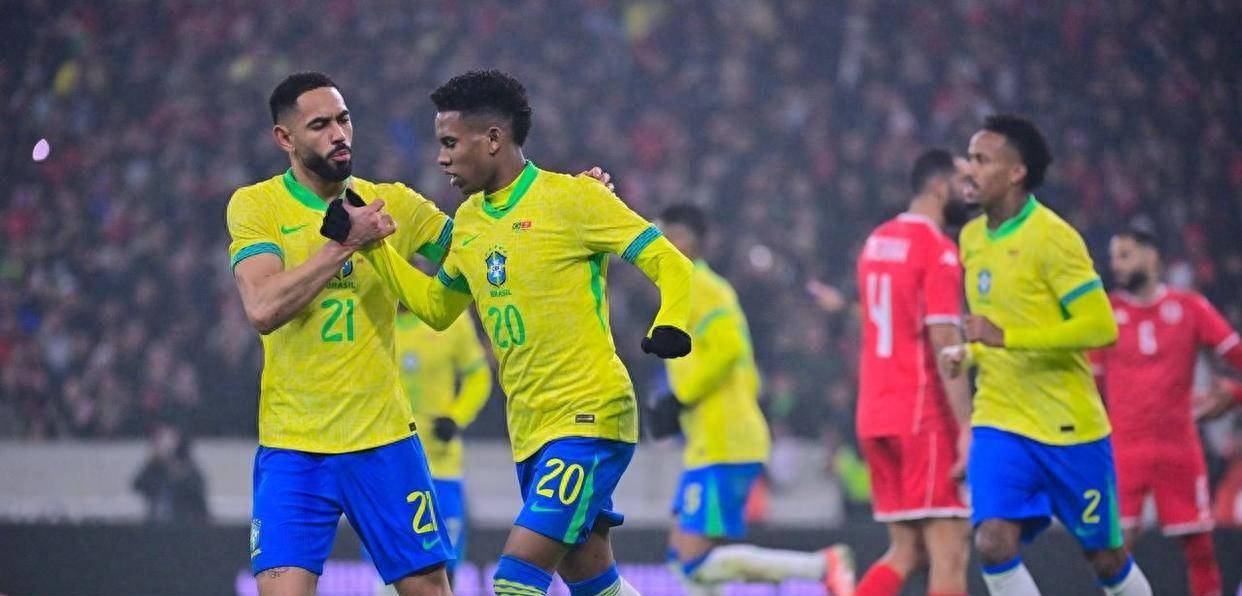 เชลซีคว้าตัวนักเตะพรสวรรค์ชาวบราซิลได้สำเร็จ ด้วยค่าตัว 45 ล้านปอนด์ หลังจากลงเล่นเพียง 23 นัดและทำได้ 11 ประตู ซึ่งเป็นความสามารถที่เรอัล มาดริดและบาร์เซโลนาต่างมองข้าม! เอสเตบัน เอ็นดริค ร็อก