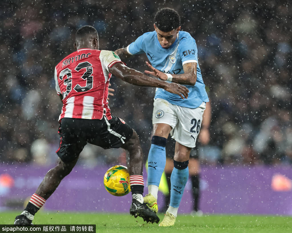 ลีกคัพ - การยิงระดับโลกของเชอร์กี้และประตูของซาวิไน ช่วยให้แมนเชสเตอร์ ซิตี้ ชนะเบรนท์ฟอร์ด 2-0 ผ่านเข้าสู่รอบรองชนะเลิศ