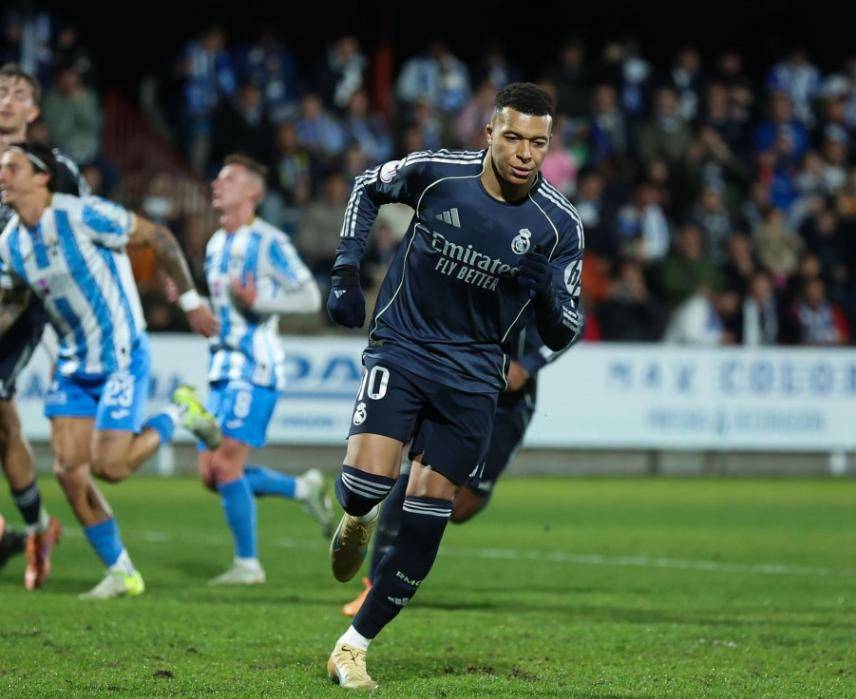 สรุปฟุตบอล: PSG คว้า 6 แชมป์เทียบเท่าบาร์เซโลนาและบาเยิร์น มิวนิค, แมนเชสเตอร์ ซิตี้ ชนะ 6 นัดติดต่อกัน, เรอัล มาดริด ชนะแต่ผิดหวัง_ฟลาเมงโก้_การแข่งขัน_แชมเปียนส์ลีก