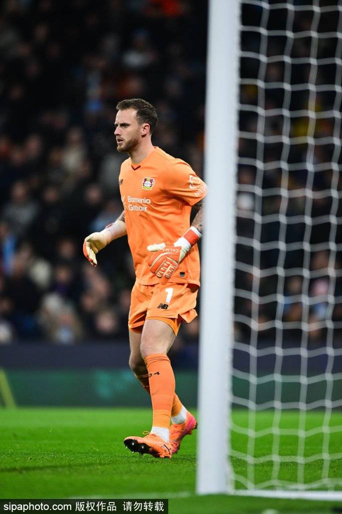 สรุปผลพรีเมียร์ลีก: ซิตี้และกันเนอร์สคว้าชัยชนะเต็มแต้ม, สิงห์บลูส์รักษาสถิติไร้พ่าย ขณะที่ลิเวอร์พูลพลาดแต้ม _การแข่งขัน_ อาร์เซนอล ฮาแลนด์