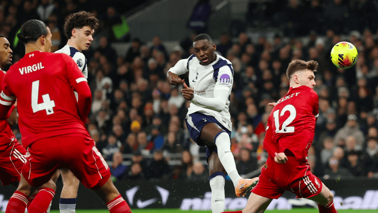 ค่ำคืนแห่งความสูงและความต่ำสำหรับชนชั้นสูง: ท็อตแนม 1-2 ลิเวอร์พูล อาร์เซนอล 1-0 กลับสู่จุดสูงสุด เมสซี่ทำสถิติเทียบเท่าโรนัลโด้ขณะที่เรอัล 2-0 ลีก: แมนเชสเตอร์ ซิตี้, เซบีย่า