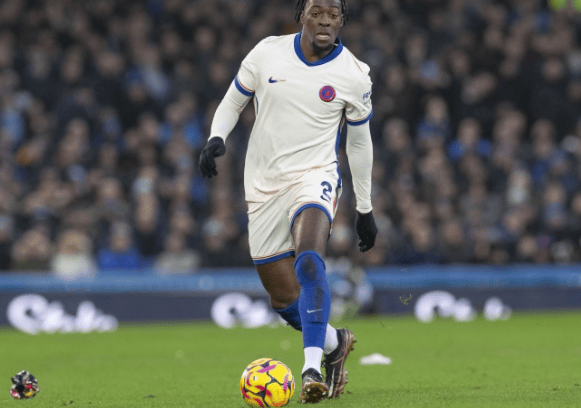 ดิอาสอาจเข้าร่วมทีมโรมาในช่วงตลาดซื้อขายนักเตะฤดูหนาว โดยมิลานสปอร์ตเปิดเผยว่ากำลังเจรจาเรื่องการยืมตัวอยู่ _โอกาสสำหรับเชลซีในการเสริมแนวรับ_