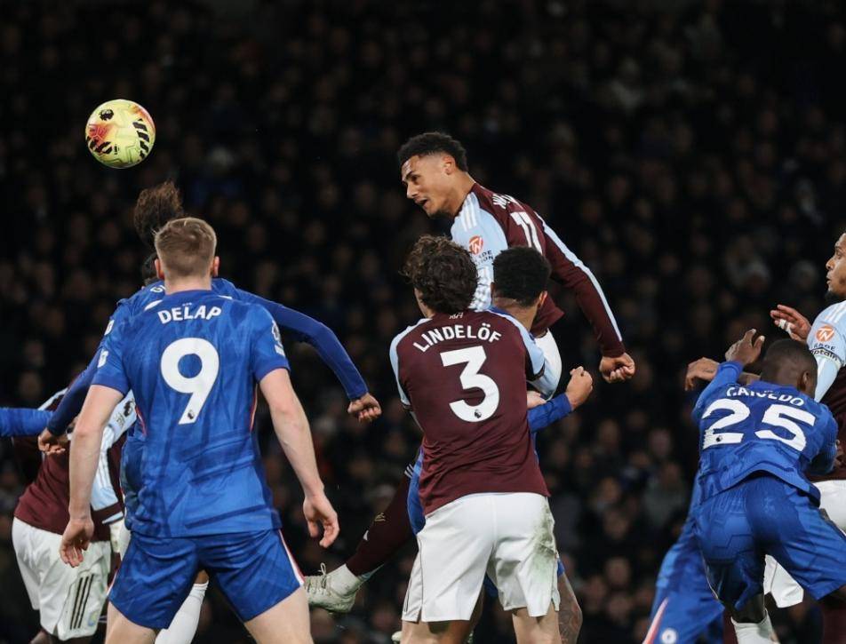 วัตคินส์ทำสองประตูพาวิลล่าชนะเชลซี 2-1 คว้าสองความสำเร็จในรอบร้อยปี พร้อมขยายสถิติชนะรวดเป็น 11 นัด ขณะที่ประกาศสงครามกับอาร์เซนอล_ซานเชซ_ทำประตู_ลีก