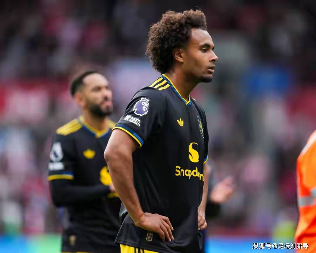 โรม่าเร่งจังหวะเกม, ซิร์คซีรอไม่ไหว, ระวังเดอ รอสซี่, กัสเปรินี่ต้อนรับการเสริมทัพ_อโมลิน_แมนเชสเตอร์ ยูไนเต็ด_แมนเชสเตอร์ ยูไนเต็ด