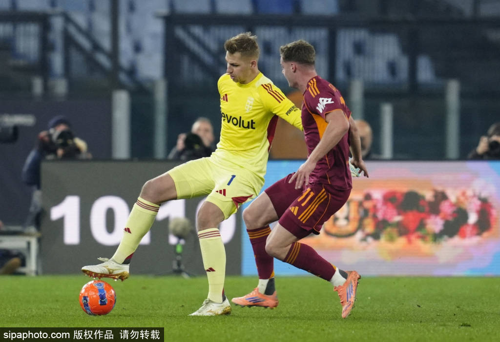 โรม่าสร้างประวัติศาสตร์! คว้าชัยชนะในเซเรียอา 26 นัดในปี 2025 เป็นครั้งที่สี่ในประวัติศาสตร์สโมสรที่ชนะเกิน 25 นัดในปีปฏิทิน _การแข่งขัน_ มูรินโญ_แทคติก