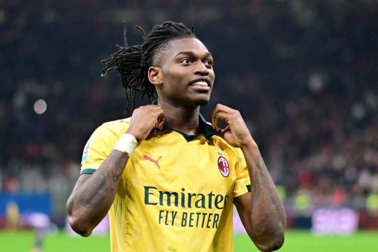 ข่าวล่าสุดจากเซเรียอา: อินเตอร์ มิลาน ต้องการเจรจาเรื่องการย้ายทีมของแคนเซโล, เอซี มิลาน ถูกยูเวนตุสคว้าตัวเป้าหมายไป - โรมาโน่ - นักเตะ - นาโปลี