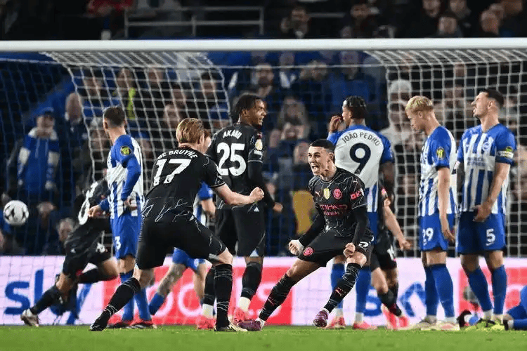 ศึกพรีเมียร์ลีก! สเปอร์สจะยุติความแห้งแล้งในบ้านได้หรือไม่? ซันเดอร์แลนด์ตั้งเป้าติดท็อปซิกซ์แม้เผชิญวิกฤติบาดเจ็บ 16 ราย_แนวรับ_หัวใจ_เกมรุก