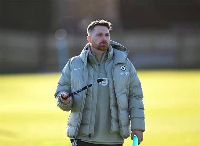 ศึกพรีเมียร์ลีกของสองยักษ์ใหญ่มูลค่า 2.4 พันล้านปอนด์! แมนเชสเตอร์ ซิตี้ มุ่งมั่นหยุดสถิติไร้พ่าย 77 ปีของคู่แข่ง ขณะที่ ฮาแลนด์ ตั้งเป้าทำ 20 ประตู_เชลซี_แมตช์_เชลซี