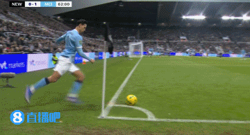 พลาดโอกาสสองประตู! เซเมโญทำประตูด้วยส้นเท้า แต่ผู้ตัดสินตรวจสอบและตัดสินว่าฮาแลนด์ล้ำหน้า ประตูไม่ถูกต้อง_แมนเชสเตอร์ ซิตี้_นิวคาสเซิล ยูไนเต็ด_แมนเชสเตอร์ ซิตี้