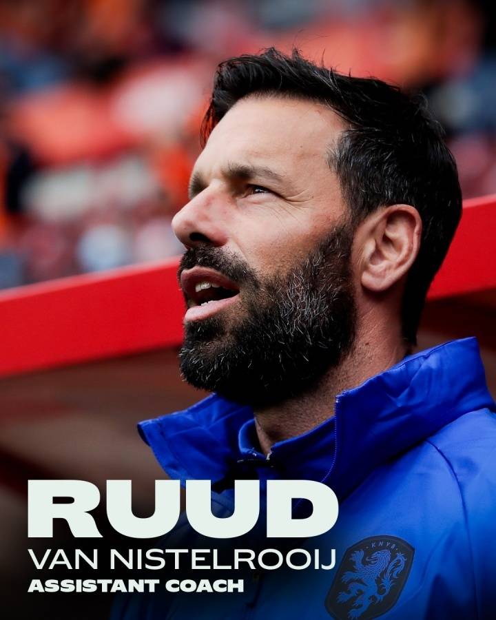 ประกาศอย่างเป็นทางการ! ฟาน นิสเตลรอย ทำแฮตทริกในการกลับมาสู่ทีมชาติเนเธอร์แลนด์ในฐานะผู้ช่วยโค้ชของทีมโคแมน ทีมโค้ชทีมชาติ