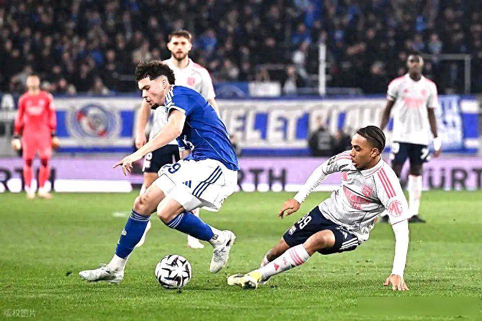 ความวุ่นวายในลีกเอิง: ความฝันของลียงในแชมเปียนส์ลีกกำลังตกอยู่ในอันตราย? ตารางคะแนนสั่นคลอน! _การแข่งขัน_ มาร์กเซย_ แรนส์