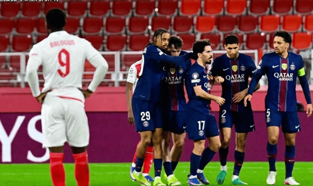 การจากไปของซาลาห์กำลังเข้าสู่การนับถอยหลังหรือไม่? ตำนานลิเวอร์พูลระบุชื่อผู้สืบทอดตำแหน่ง 3 คน: K77 นำหน้าในด้านพรสวรรค์, พูลิซิชตั้งเป้าที่จะทำซ้ำเวทมนตร์ของฟาโรห์, และมีรายงานว่ามีการยื่นข้อเสนอ 95 ล้านยูโรสำหรับกอร์ดอน?_แชมเปียนส์ลีก_นาโปลี_เซเรีย อา