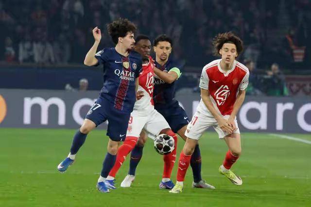 ปารีส แซงต์-แชร์กแมง บุกเสมอ โมนาโก, ผ่านเข้ารอบ 16 ทีมสุดท้ายยูฟ่า แชมเปียนส์ลีก ด้วยชัยชนะรวม 5-4 อย่างดราม่า แมตช์ | หน้าแรก | เลก