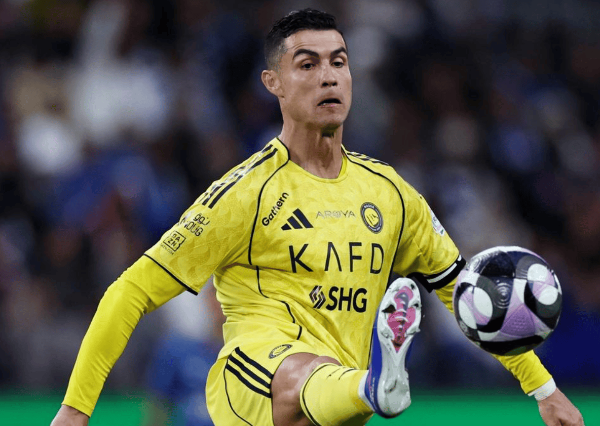 ชัยชนะ 3-1 ในเกมพลิกกลับมาทำให้ผู้นำลีกเปลี่ยนมือ โดยคริสเตียโน โรนัลโดพลาดจุดโทษ ขณะที่สามทีมอันดับต้นยังคงมีคะแนนห่างกันเพียงสามแต้มเท่านั้น