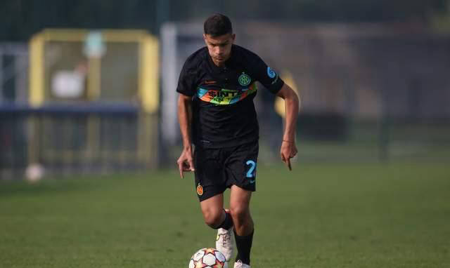 อัปเดตล่าสุดจากเซเรียอา: มิลานกำลังเดินหน้าอย่างจริงจังในการต่อสัญญากับโมดริช; ดาวรุ่งของอินเตอร์ คาโบนี ได้รับบาดเจ็บสาหัส แชมเปียนส์ลีก: มาร์กเซย; เรดสตาร์ เบลเกรด