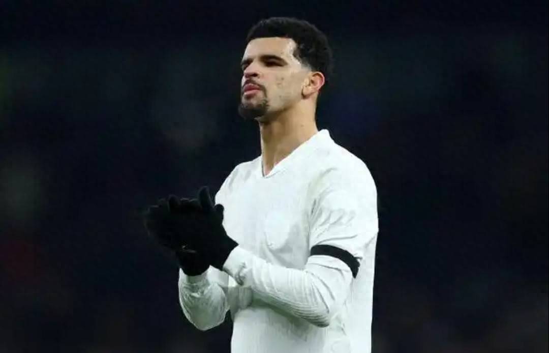 ยักษ์ใหญ่ในอดีตได้ตก! ท็อตแนมมีส่วนร่วมอย่างลึกซึ้งในการตกชั้น นิวคาสเซิ่ล ใช้โอกาสขุดด้านหน้า!_ solank_premier league_player