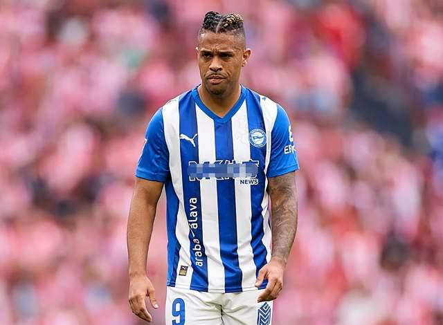 อันดับที่ 7 ของเรอัล มาดริด ถูกลดเหลือเพียงชายขอบในอดีต และ 10 ประตูในลาลีกาแพ้ และอลาเวสก็ลดลงเหลือ 800,000 ยูโร