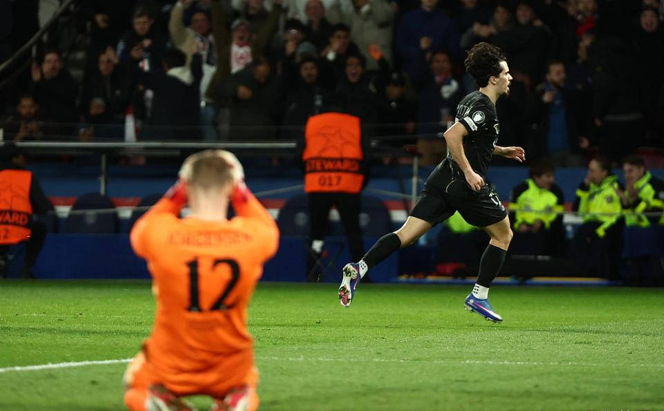 สเปอร์ส? เชลซี 23 ปี สำรอง 23 ปี ของเชลซี พลาดท่า 23 นัด กับ เอนโซ ลงสนาม - Teller Report