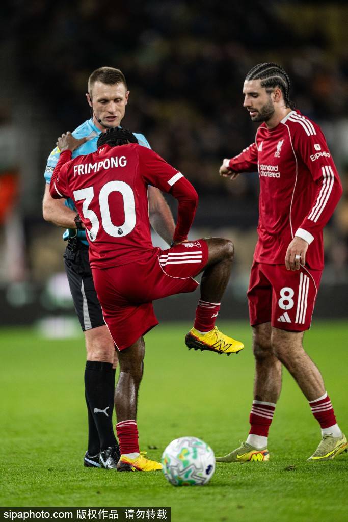 พรีเมียร์ลีก โฟกัส แนวรุก มองไปข้างหน้า ลิเวอร์พูล เจอ ท็อตแนม หงส์แดง ให้คำมั่นว่าจะรีบาวด์ ท็อตแน่ม ติดอยู่ใน quagmire_match_anfield_player