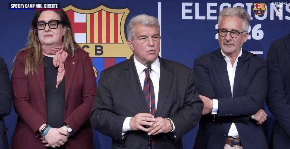 ฝุ่นของการเลือกตั้งบาร์เซโลนาได้ยุติลงแล้ว และเขาได้กลายเป็นผู้นำในอนาคตของกองพลแดงและน้ำเงิน_LA Porta_Messi_Battle