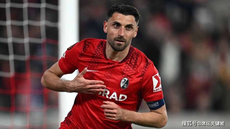 ยูโรป้าลีก 1/8 รอบชิงชนะเลิศ: การยิงจุดโทษของป่าในมือเพื่อทำลายชีวิตและความตาย วิลล่าฆ่าสองครั้งที่หัวของลิลเพื่อผ่านเกม_gross score_rueda