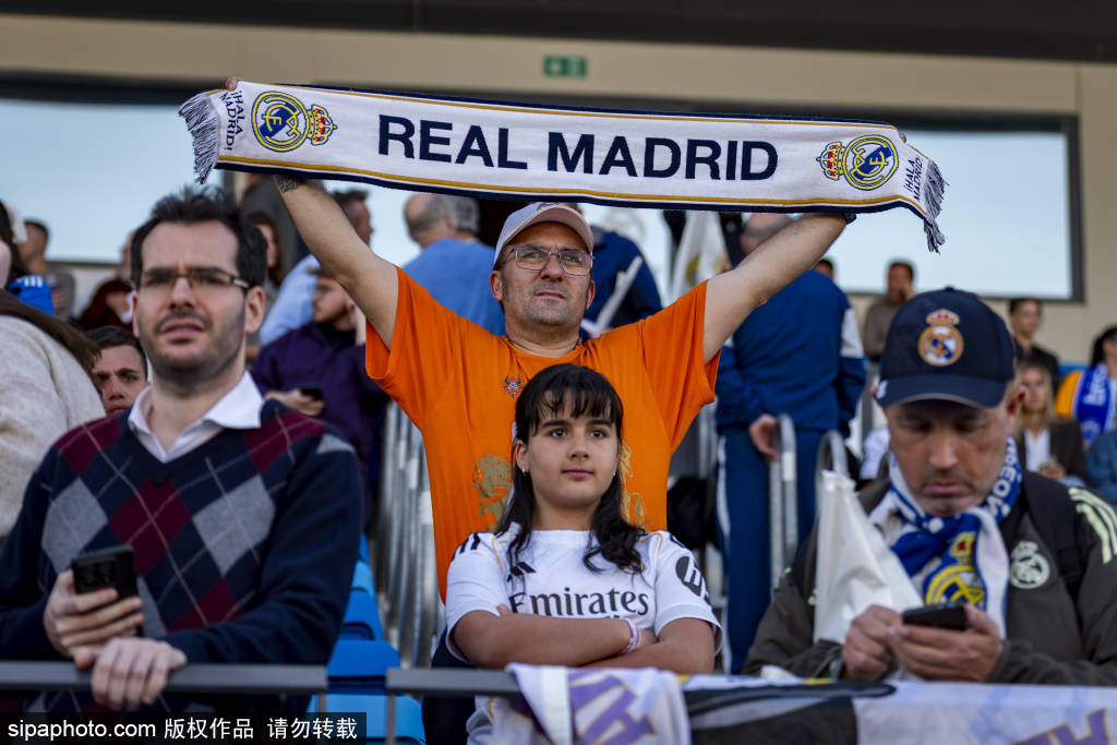 ดาร์บี้ เนชั่นแนล ดารบี รีไฟแนนซ์ วอร์! นักฟุตบอลหญิงของบาร์เซโลนาในเรอัล มาดริด ขอให้แชมป์ลีกต้องโทษจำคุกล่วงหน้า?_ การแข่งขัน_ยูฟ่าแชมเปี้ยนส์ลีก