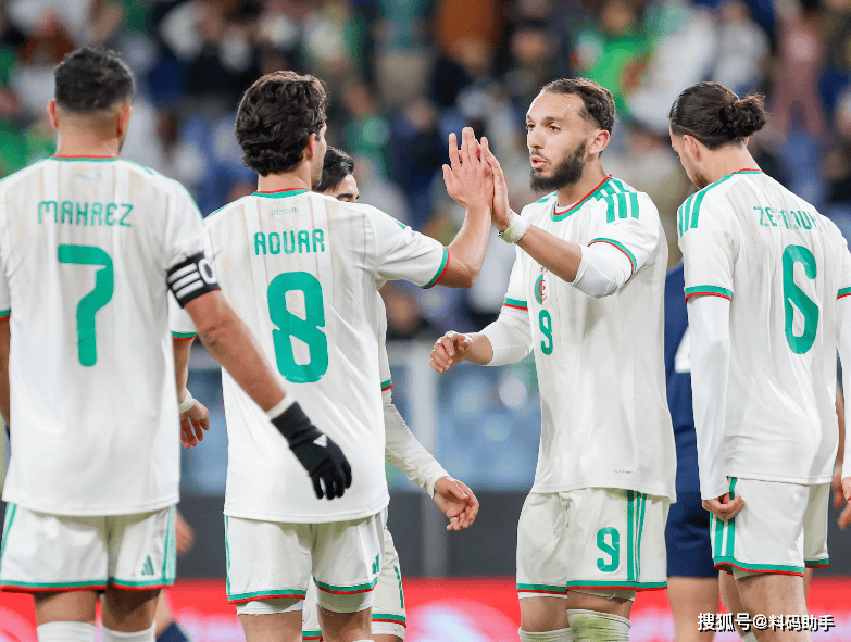 การแข่งขันระดับนานาชาติ: Guyri ทำประตูเพื่อช่วยให้แอลจีเรียชนะ แอลจีเรีย และ Godot มีส่วนร่วมใน Cote d'Ivoire_Player_Marseill_Rennes