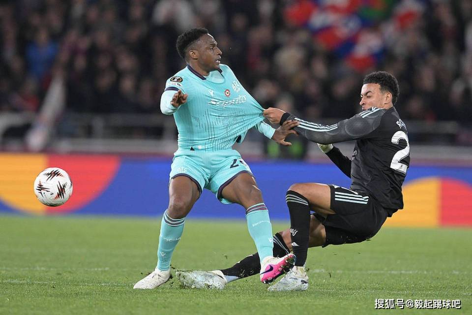 Luculey เข้าสู่รายชื่อการเซ็นสัญญาบาร์เซโลนากองหลังชาวโคลอมเบียรอให้ Bastony จบลง