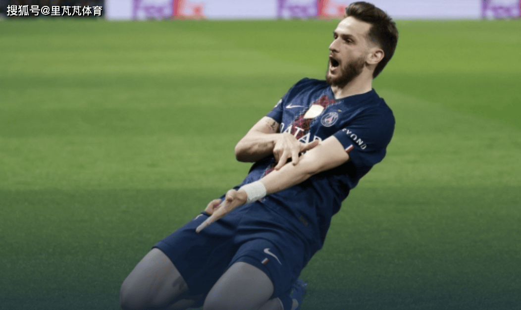 ช่วยชีวิตปารีส 2-0 ลิเวอร์พูล: ถ้าไม่ใช่เพราะเดมเบเลสพลาดโอกาส เกมนี้คงหมดไปก่อน_slot_comparison_question