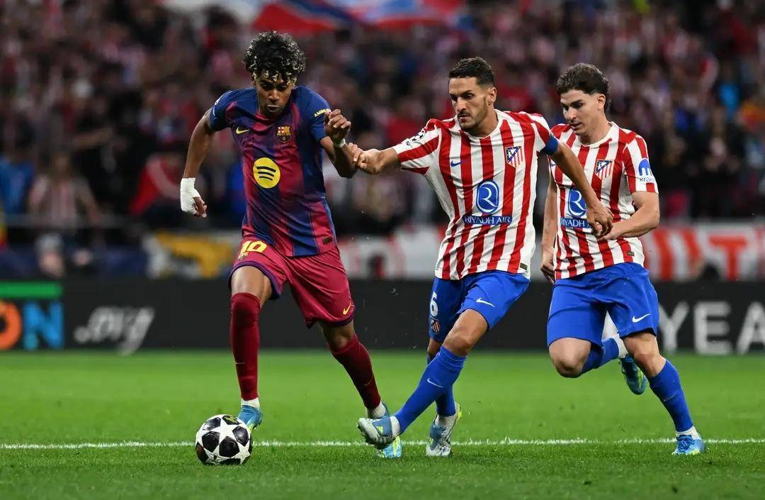 กีฬาระเบิดเที่ยง | บาร์เซโลนาและลิเวอร์พูลพลาดรอบรองชนะเลิศแชมเปี้ยนส์ลีก ทีมบาสเกตบอลชายของมณฑลซานตงจะเล่นทีมบาสเกตบอลชายของปักกิ่ง Tonight_Asian Cup_Women's Football