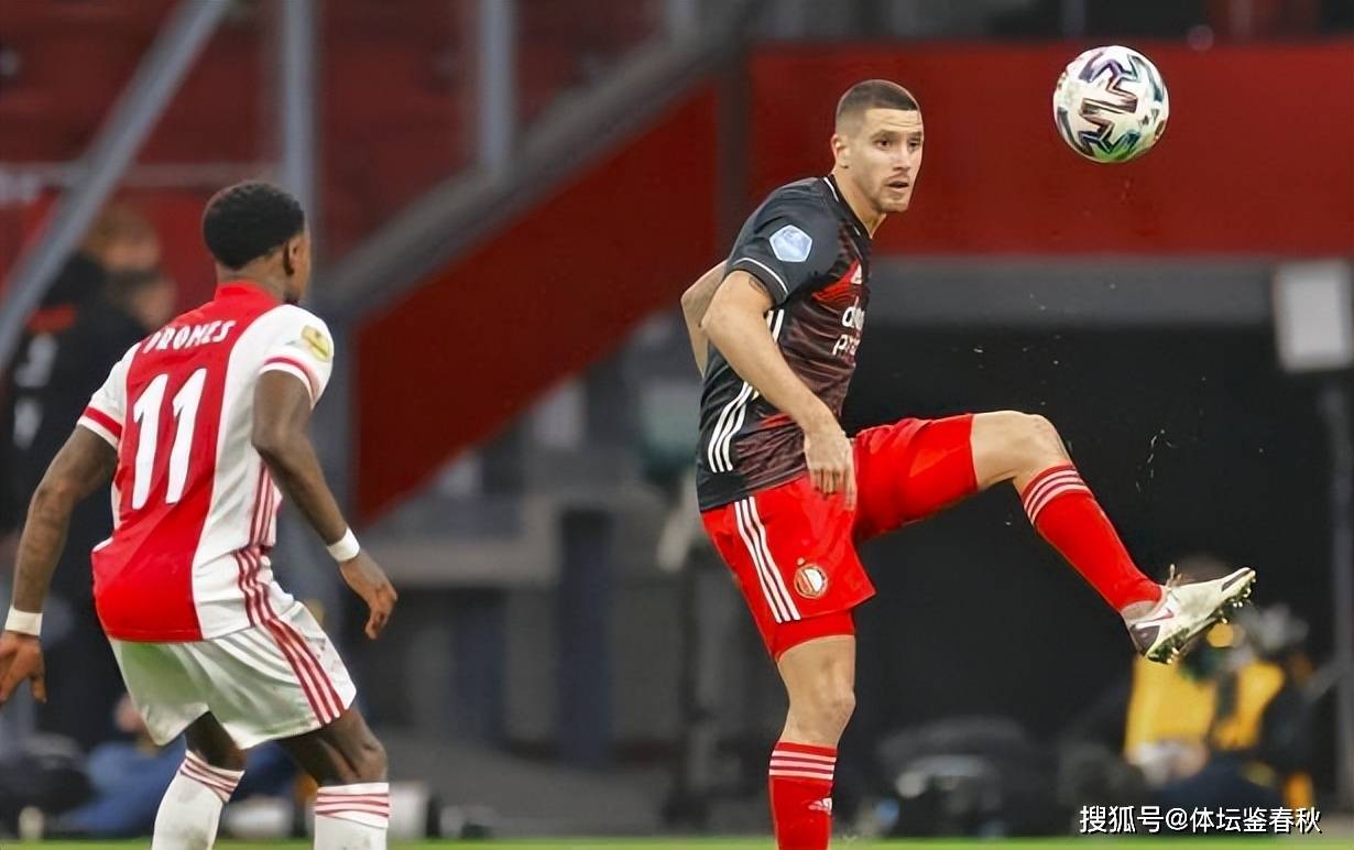 นายพลหลังการป้องกันตัวที่แข่งขันกันเพื่อยักษ์ใหญ่มากมาย แต่แมนเชสเตอร์ ยูไนเต็ด ไม่ต้องการพวกเขา! เปลี่ยนเหยื่ออันดับต้น ๆ ในตลาด Players_senesi_juventus_liverpool