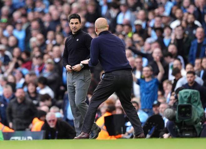 หัวข้อ | ห่างกันแค่ 3 แต้ม! ความฝันแชมป์ลีกของอาร์เซนอลจะพังอีกไหม _ แมนซิตี้_ซีซั่น_artta