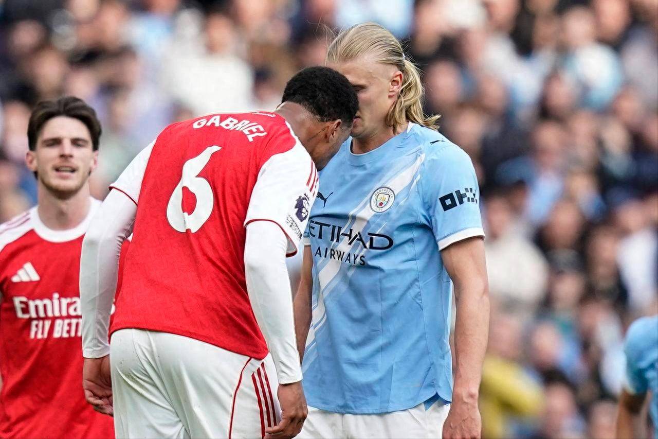 อย่าเล่นหยิน! ฮาร์แลนด์กล่าวว่าหากวัวตัวบนตกลงสู่พื้นทันที กาเบรียลจะย้อมสีแดงและออกจากตลาด_fan_arsenal_goals