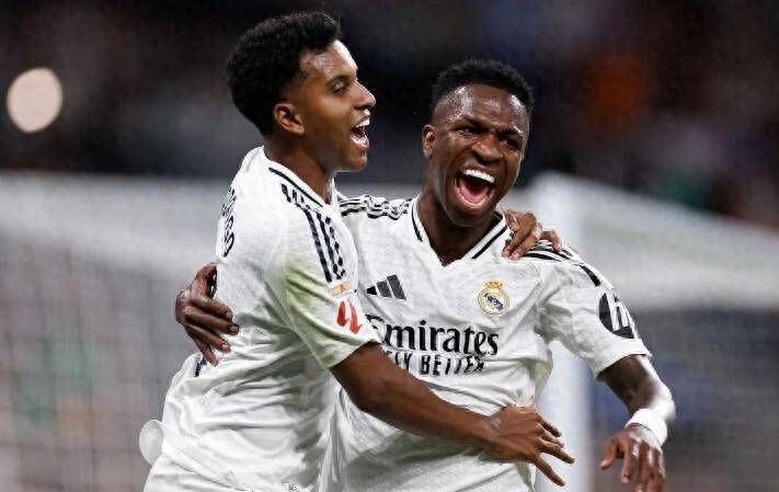 เมื่อเวลา 3:30 น. เช้านี้ เวลา 3:30 น. ท่ามกลางการต่อสู้เผชิญหน้าของเรอัล มาดริด! 1 สังหารติดต่อกันในลาลีกา เอ็มบัปเป้งไม่มีบอลใน 66 days_wess_emperor madrid_real madrid