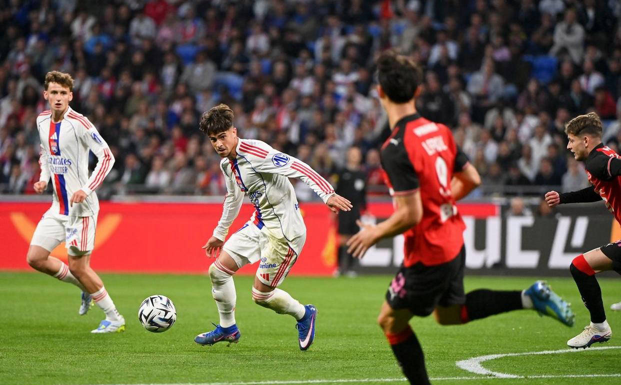 ลีกเอิง 1 32 การต่อสู้ที่ดุเดือด ลียงเอาชนะแรนส์ 4-2 เพื่ออัปเดต Standings_Much_Home_Enderic ล่าสุด