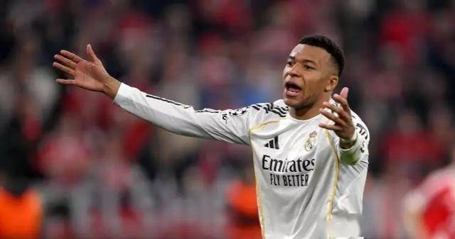 เปิดดาบสว่าง! เบอร์นาเบวโห่ก่อนหยุด และ Mbappe ฉีกหน้าของเขากับ Real Madrid โดยตรง! _ Players_Inside_Fans