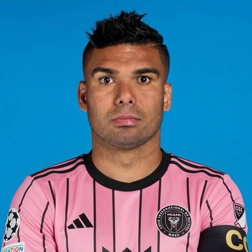 Casemiro ส่งของขวัญอำลาพนักงานของแมนเชสเตอร์ยูไนเต็ด! เปิดเผยว่าเขาตกลงที่จะเข้าร่วม Miami International และเข้าร่วม Messi_Name_Chapter_Roman