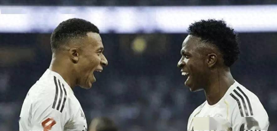 ความแตกต่างนั้นชัดเจน! ดาวดวงใหม่ 90 ล้านรู้สึกเขินกับแกนกลาง Real Madrid สรุปเค้าโครงกองกลางและเลิกซื้อ PAS คืน?_ Gulair_Little Scholar_Season